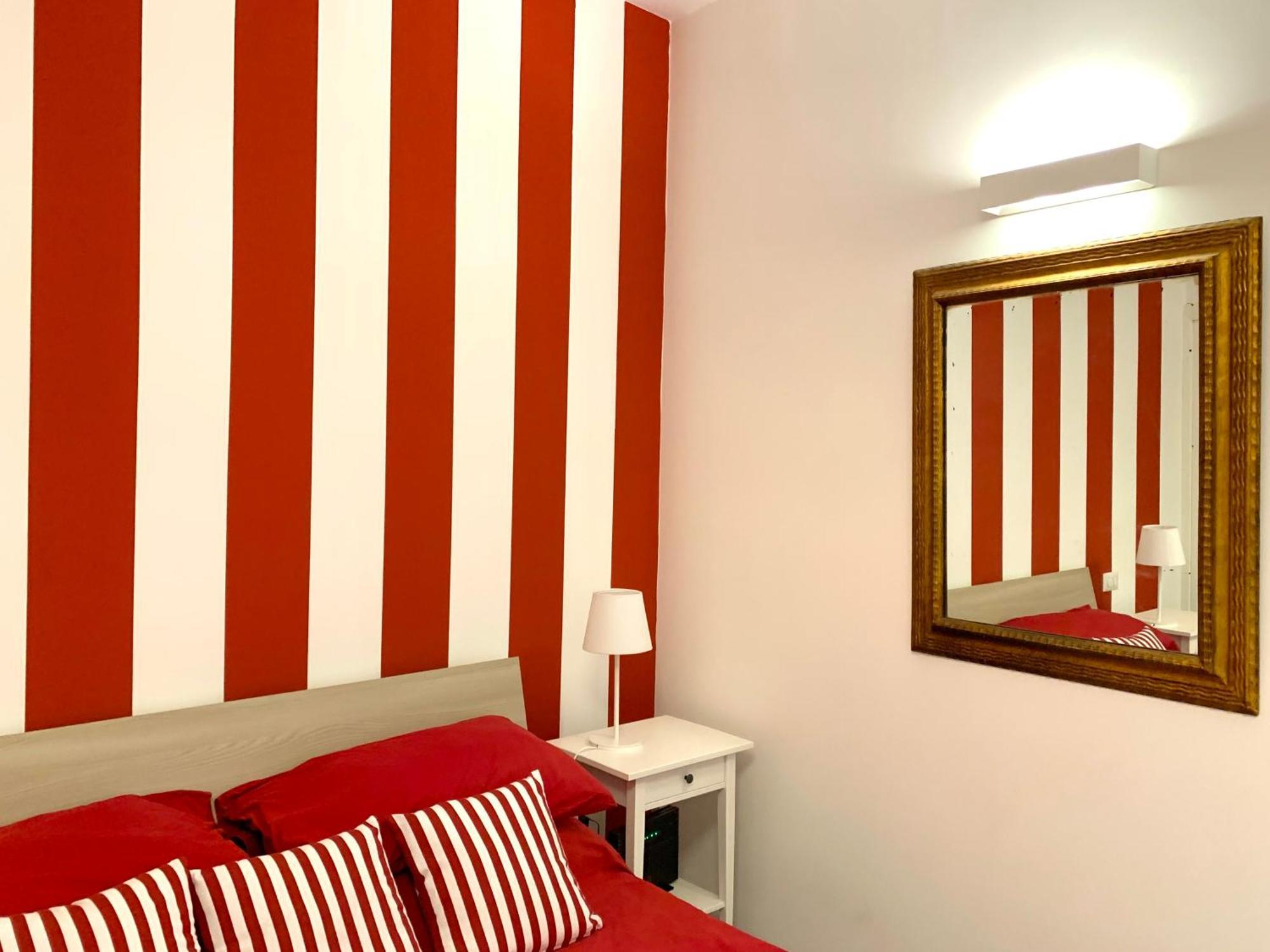 Casa Giulia, Nuovo In Centro! Appartamento Napoli